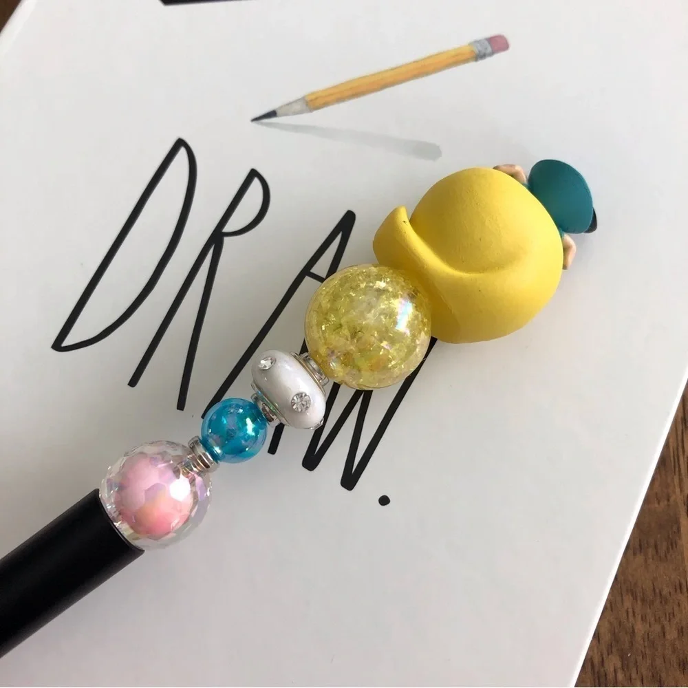 Disney Doorables: Alice in Wonderland: Alice falling handmade beaded pen
